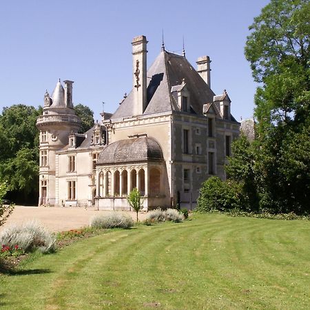 Chateau De La Court D'Aron Saint-Cyr-en-Talmondais Bagian luar foto